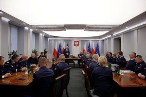 Uroczyste spotkanie Ministra SWiA i I Zastępcy Komendanta Głównego Policji z laureatami konkursu &amp;quot;Policjant, który mi pomógł&amp;quot; i ich przełożonymi.