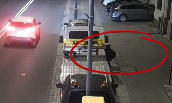 Czujne oko monitoringu i błyskawiczna interwencja policjantów doprowadziły do zatrzymania złodzieja aut