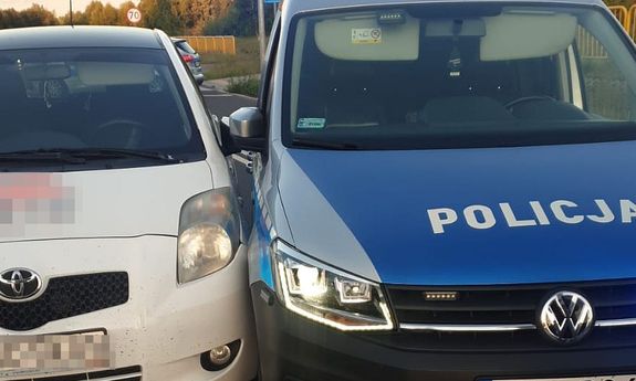 Policjanci z Lipna zatrzymali złodzieja auta na gorącym uczynku