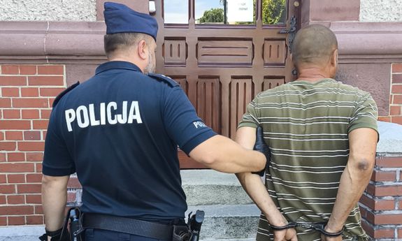 56-latek dusił swojego podopiecznego - najbliższe 3 miesiące spędzi w areszcie