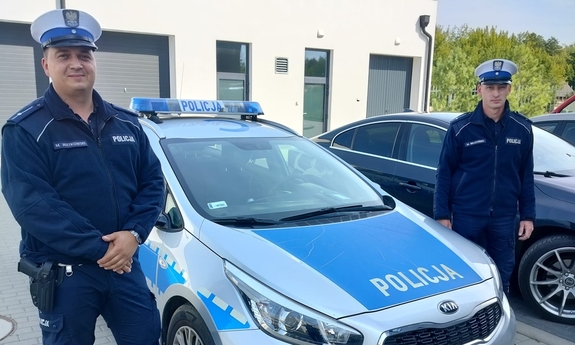 Policjanci odnaleźli mężczyznę w stanie zagrażającym życiu