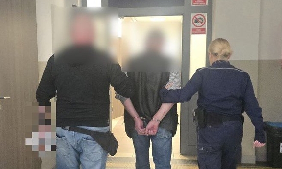 Naruszył nietykalność ratowników medycznych – 54-latek zatrzymany przez policjantów