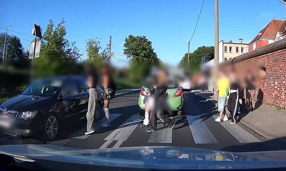 Policjanci rozliczyli kierowcę rażącego wykroczenia