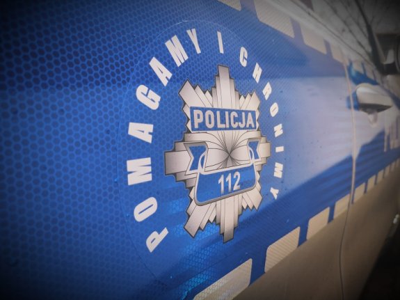 Pomoc funkcjonariuszy z komisariatu w Koprzywnicy doceniona przez turystę z Austrii