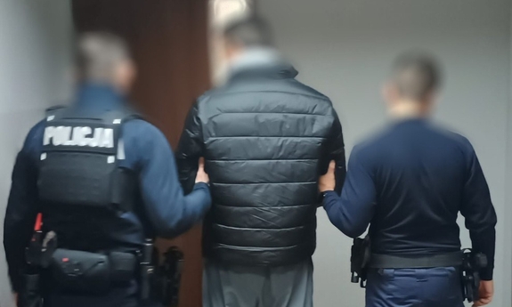 Zatrzymanie grupy oszustów działających metodą „na legendę”. Pokrzywdzeni stracili ponad 80 tysięcy złotych