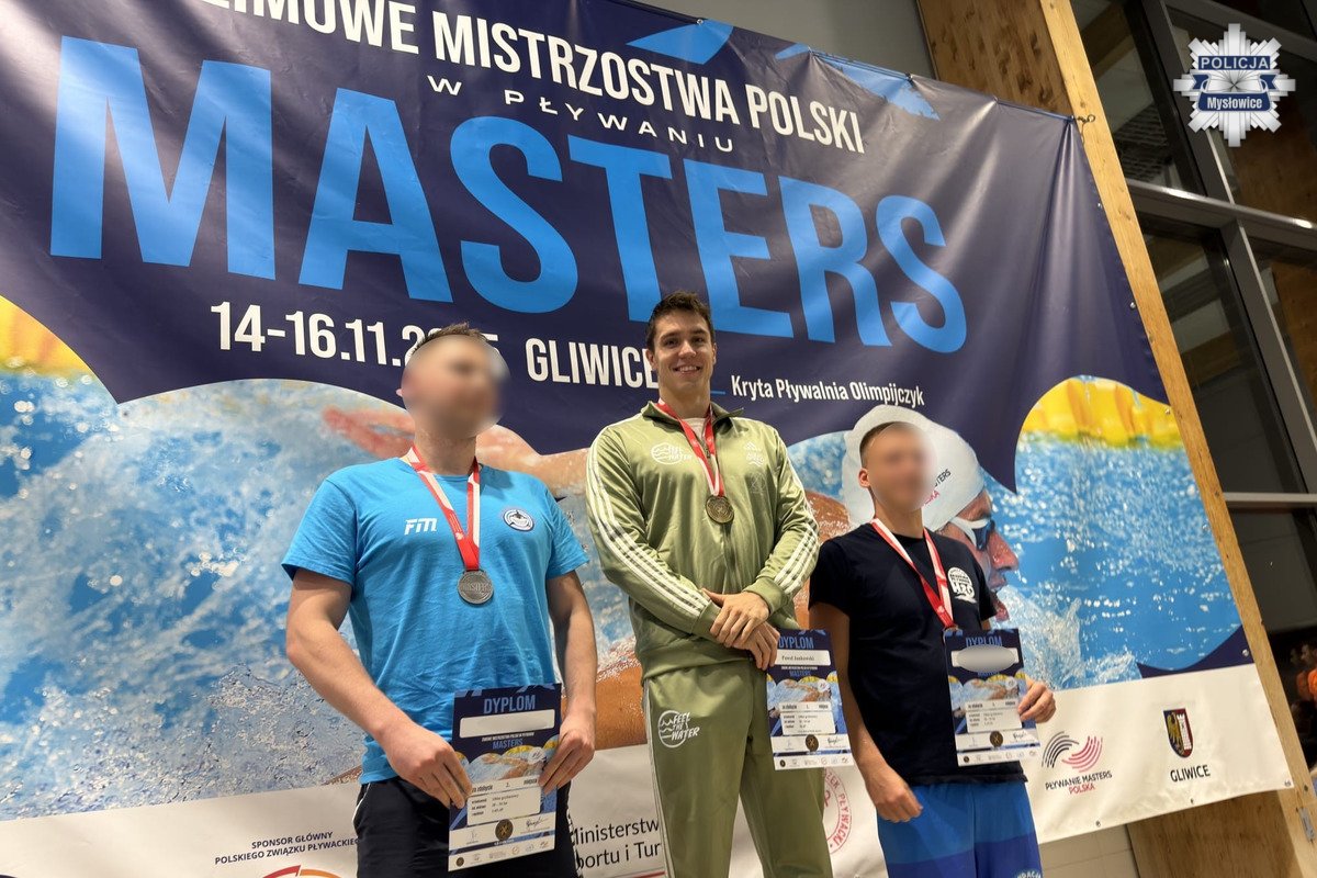 Mysłowicki policjant z kolejnymi sukcesami w pływaniu