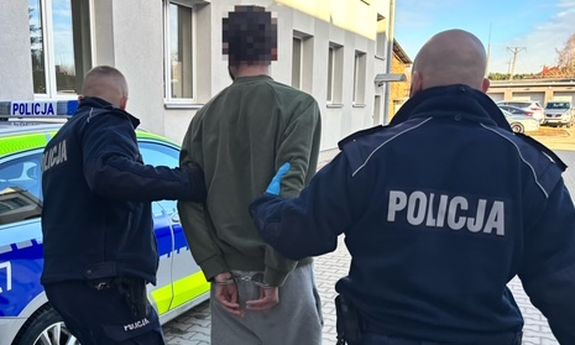 Groził policjantom w Internecie