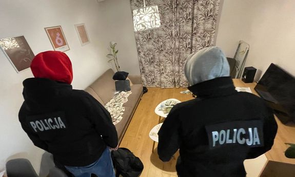 W wigilijny wieczór włamał się do domu kradnąc ponad… milion złotych w gotówce