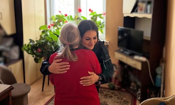 Zimno w domu, ale serce dzielnicowej gorące - pomoc seniorce narażonej na wychłodzenie