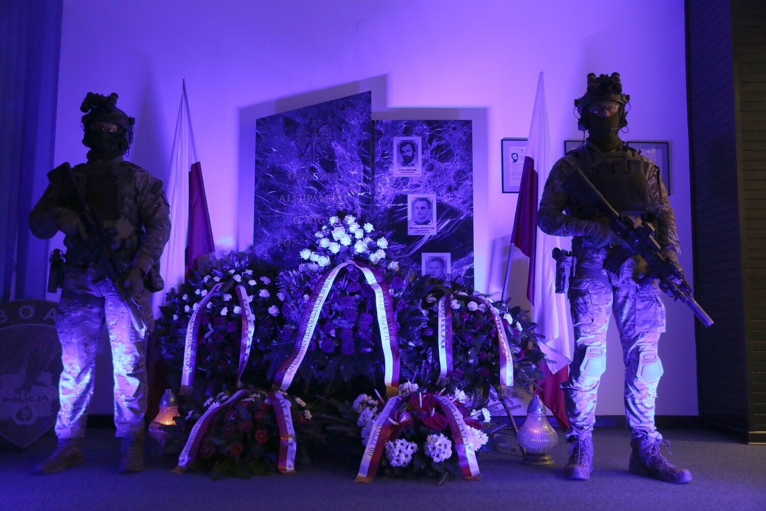 23. rocznica wydarzeń w Magdalence - „ Pamiętamy o poległych funkcjonariuszach - Remembering Fallen Officers”