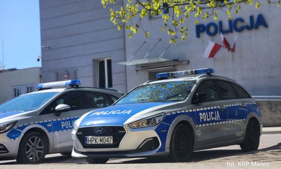 Zarzuty i policyjny dozór dla sprawców pobicia