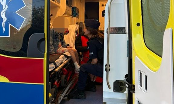 Pomagamy i chronimy! Policjanci pomogli zagubionej dziewczynce