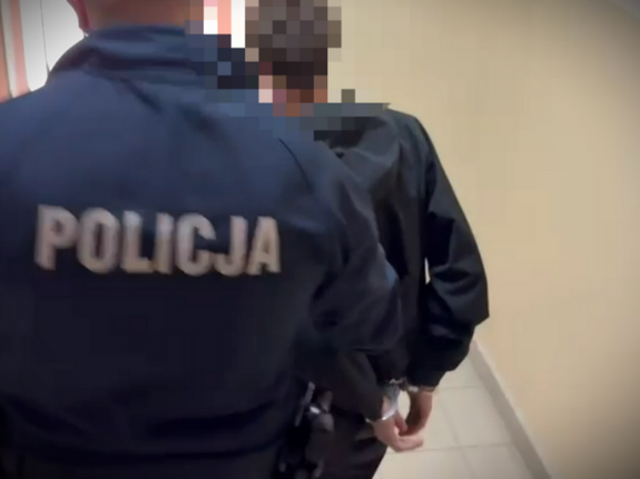 Żyrardowscy kryminalni zatrzymali 19‑letniego mężczyznę podejrzanego o zniszczenie pociągu