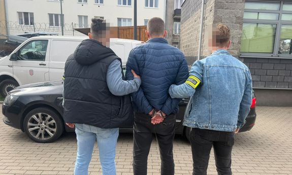 Oszustwo na milion euro. Policjanci zatrzymali czterech mężczyzn