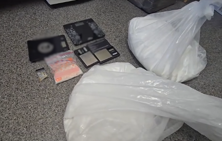 Ponad 13 kilogramów amfetaminy ukryte w szafie