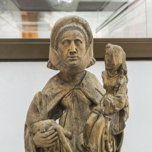 zabytkowa figura