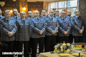 policjanci na wigilii