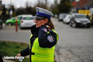 Policjantka ruchu drogowego