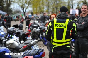 Motocykliści przed paradą