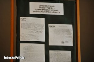 Element wystawy poświęconej pamięci policjanta Bronisława Marchlewicza