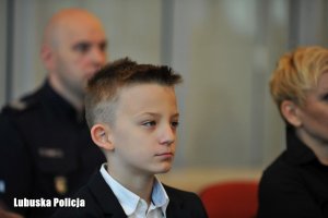 Uczestnicy lekcji historii poświęconej pamięci policjanta Bronisława Marchlewicza