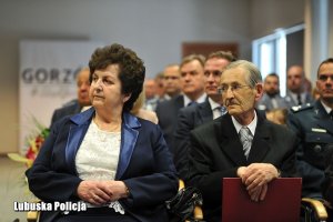 Uczestnicy prelekcji dotyczącej historii Policji