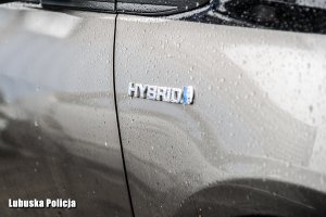 Odzyskane auto toyota- zdjęcie z przybliżenia