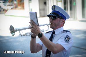 Policjant Orkiestry Policyjnej Komendy Wojewódzkiej Policji we Wrocławiu
