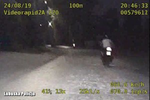 policyjny pościg za motocyklistami