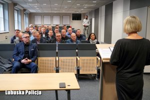 Lubuscy policjanci podczas szkolenia dot. przestępstw z nienawiści.