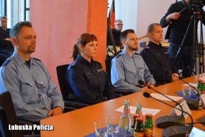 Uczestnicy stron podczas spotkania