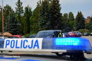 Policyjne światła błyskowe