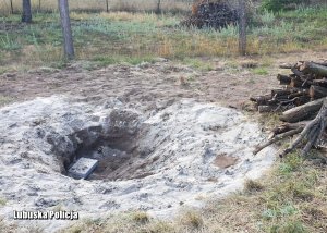 Zabezpieczone przez saperów pociski artyleryjskie.