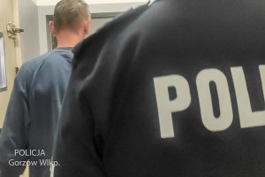 Policjant i zatrzymany