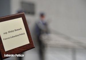 Emblemat z napisem Alojzy Banach Patron Lubuskiej Policji