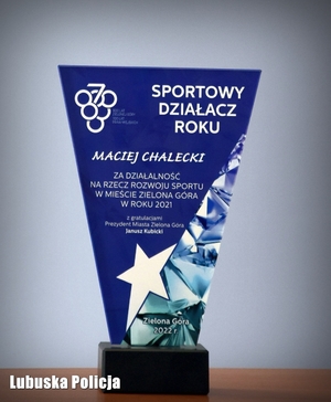 Statuetka za zwycięstwo w plebiscycie &quot;Sportowy Działacz Roku&quot;