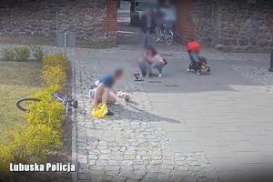 Nagranie z monitoringu - miejsce potrącenia dziewczynki przez rowerzystę.