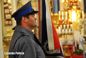 policjant pocztu sztandarowego