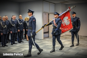 przemarsz pocztu sztandarowego