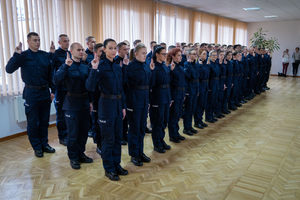 policjanci składają ślubowanie