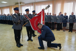 Pożegnanie Komendanta ze sztandarem KWP w Bydgoszczy.