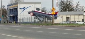 Zdjęcie siedziby Wojskowych Zakładów Lotniczych nr 2 S.A. w Bydgoszczy