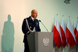 Uroczystość odznaczania policjantów i pracowników cywilnych Policji z okazji Święta Niepodległości w Urzędzie Wojewódzkim w Bydgoszczy