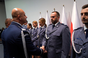 Uroczystość odznaczania policjantów i pracowników cywilnych Policji z okazji Święta Niepodległości w Urzędzie Wojewódzkim w Bydgoszczy