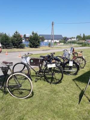 zabytkowe rowery prezentowane podczas XXIII Finału Ogólnopolskiego Turnieju Motoryzacyjnego