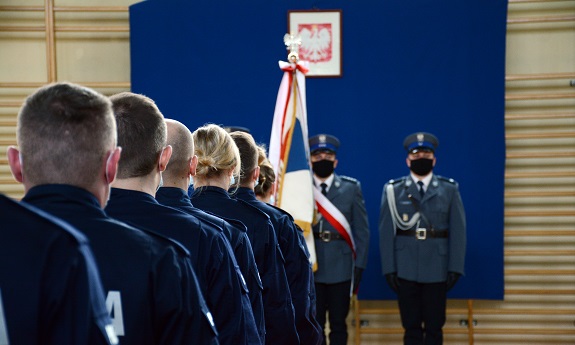 Ślubowanie policjantów.