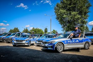 Nowe policyjne bmw