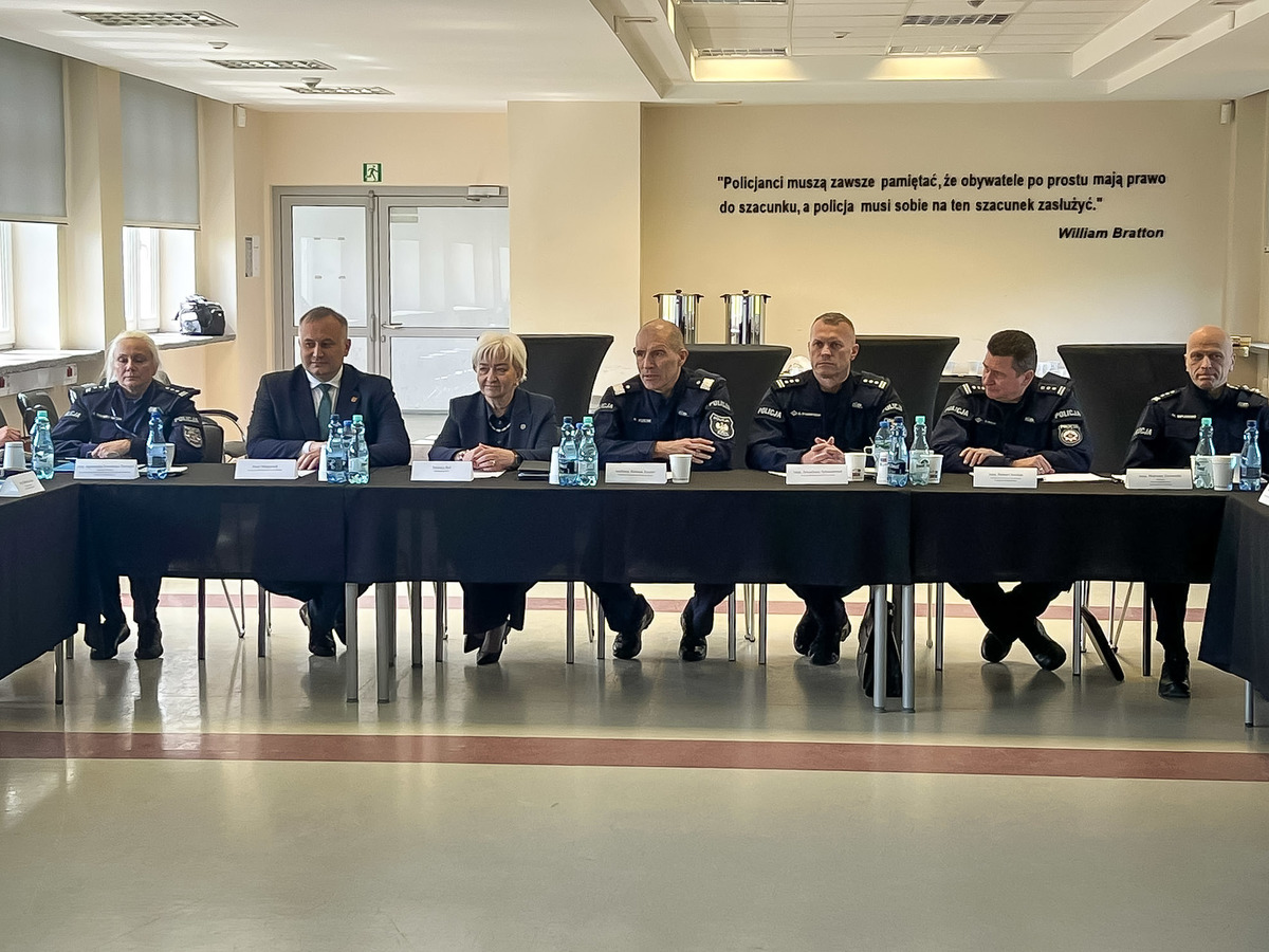 Spotkanie dotyczące utworzenia Szkoły Policji Ruchu Drogowego w Sieradzu