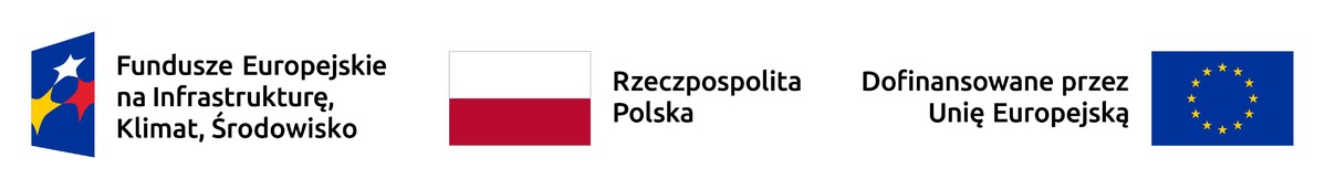 Obrazek przedstawia logo programu FENIKS, odwrócony, stojący trapez w ciemnoniebeskim kolorze, w którego wpisane są tworzące trójkąt trzy gwiazdy: żółta, biała i czerwona.  Poniżej loga umieszczony został napis: Fundusz Europejskie na Infrastrukturę, Klimat i Środowisko  Obok znajduje się flaga Rzeczpospolitej Polskiej z umieszczonym po jej prawej napisem &quot;Rzeczpospolita Polska&quot;.  Obok napisu znajduje się napis &quot;Dofinansowane przez Unię Europejską&quot; oraz flaga Unii Europejskiej.
