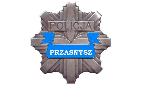 Policyjna gwiazda z napisem &quot;PRZASNYSZ&quot;